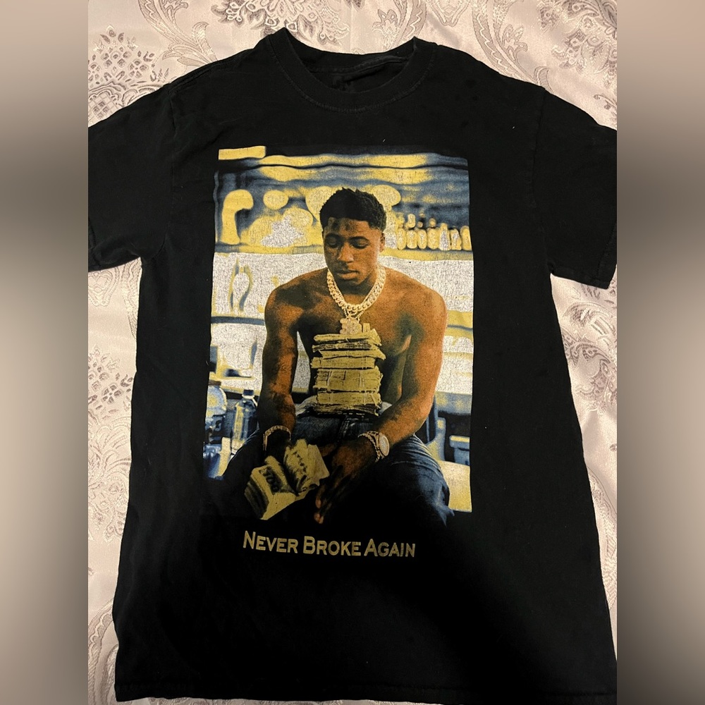 Mens Medium Short Sleeve Tee